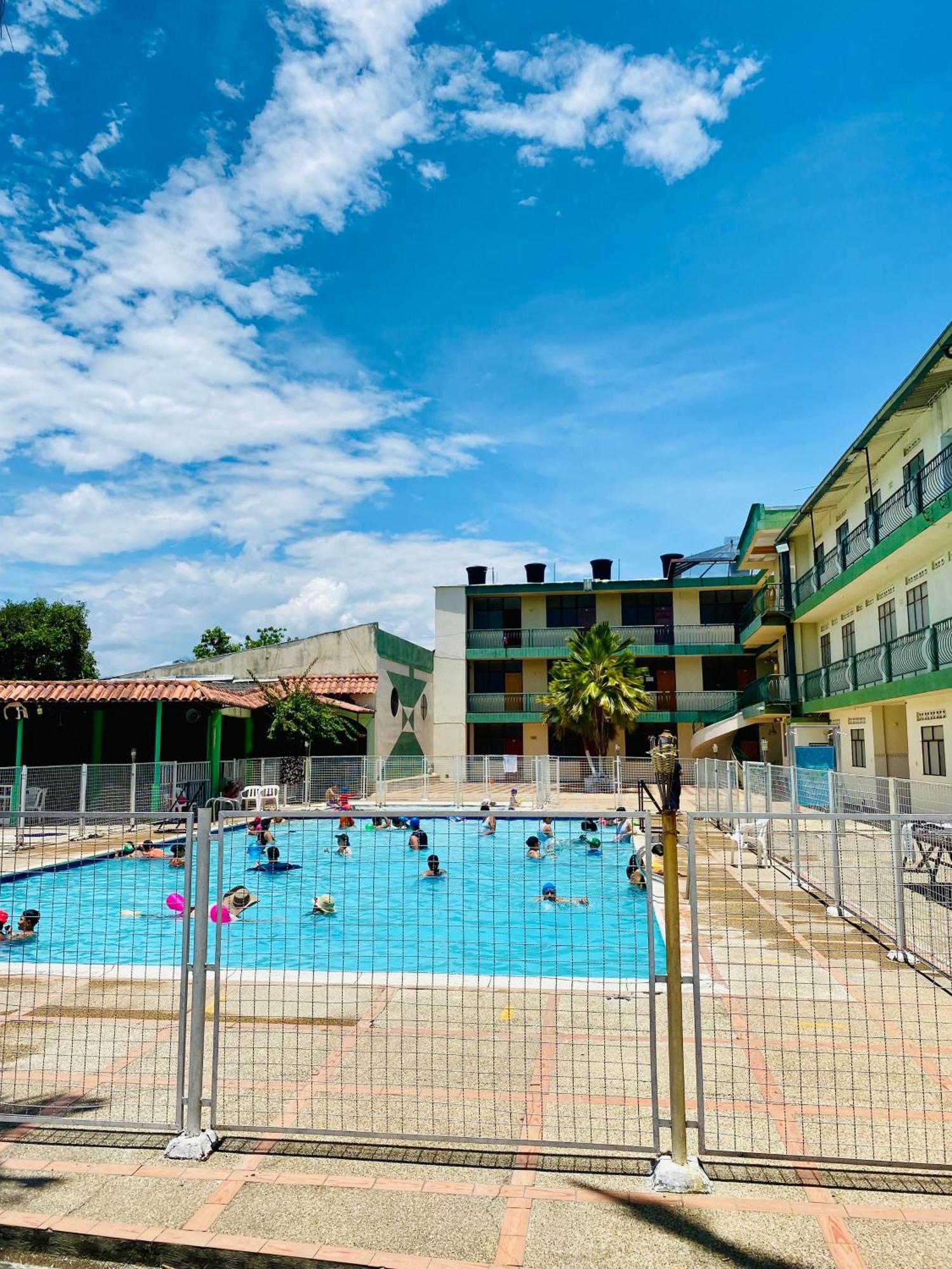 Отель Club Vacacional Copen Токайма Экстерьер фото