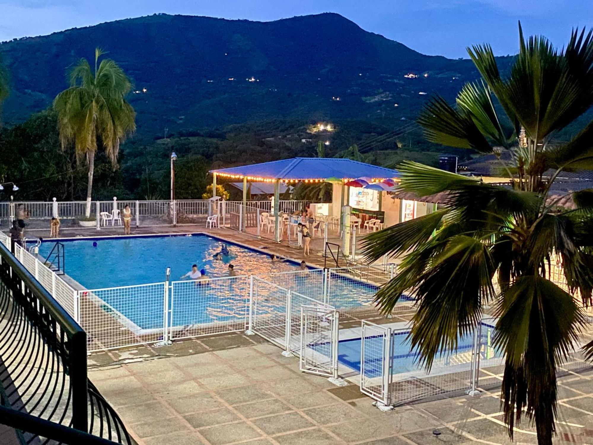Отель Club Vacacional Copen Токайма Экстерьер фото